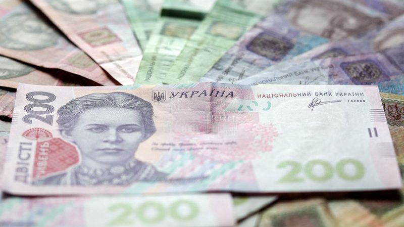Експертка розповіла, які купюри минулого року підробляли найчастіше