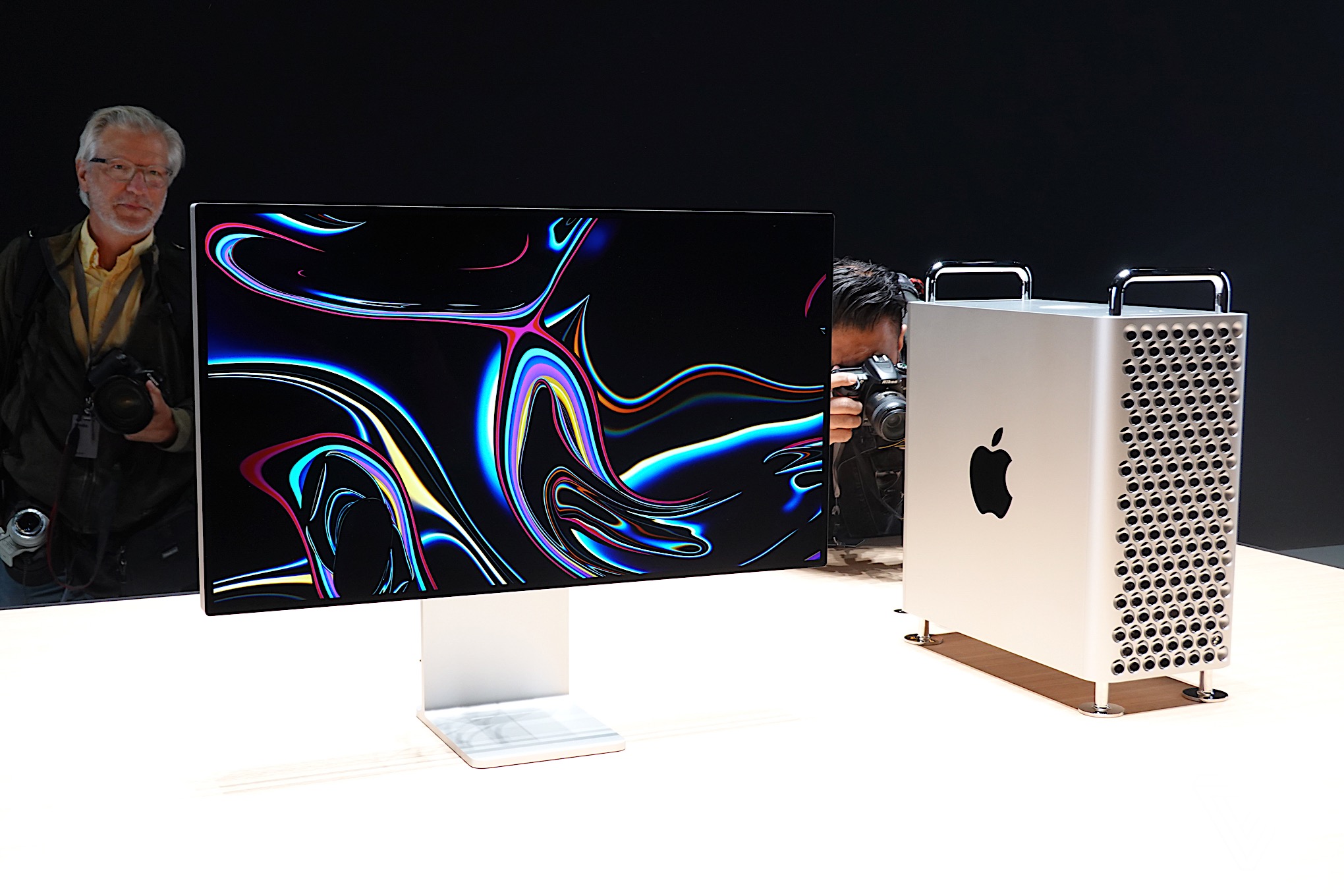 Постачання ПК зросли, Apple показала найвищу динаміку — Counterpoint