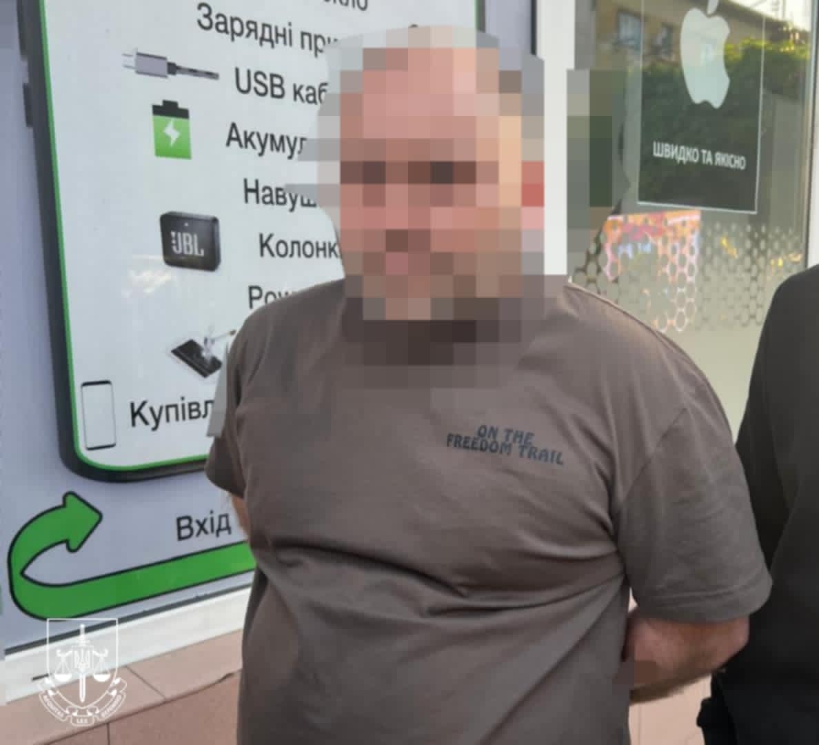В Івано-Франківську затримали шахрая, який привласнив техніки Apple на понад 3 мільйони гривень