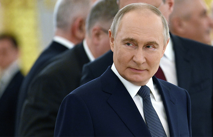 Путін вірить у повне захоплення чотирьох українських областей до кінця року – Bloomberg