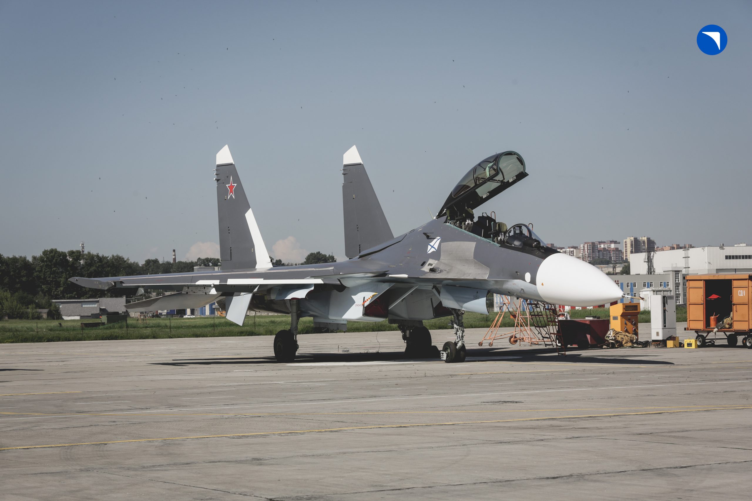 Росія передала Білорусі нові винищувачі Су-30СМ2