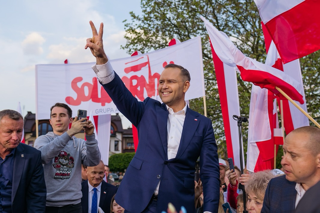 На президентських виборах у Польщі переміг Кароль Навроцький