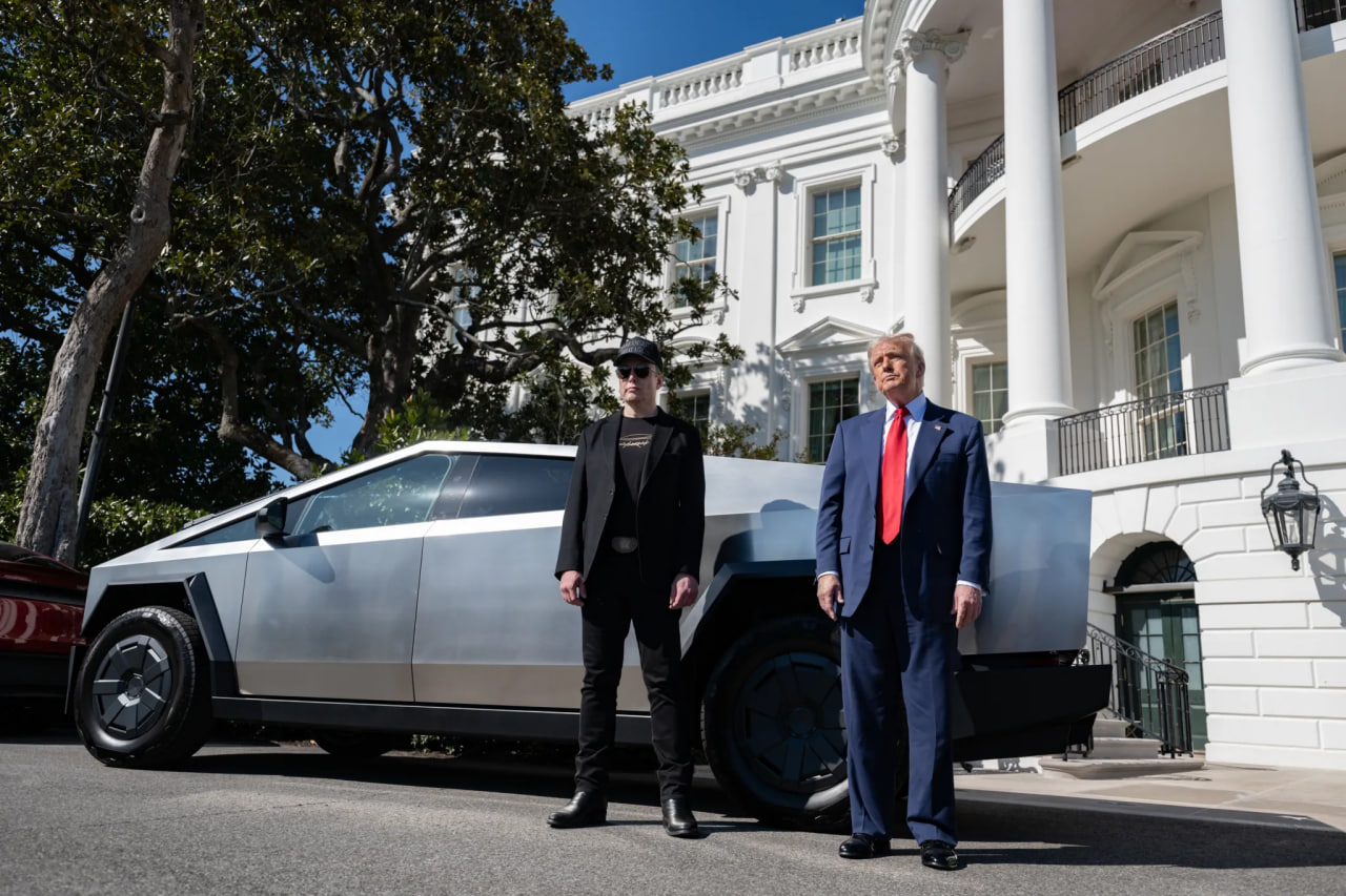 Трамп хоче позбутися Tesla після конфлікту з Маском — ЗМІ