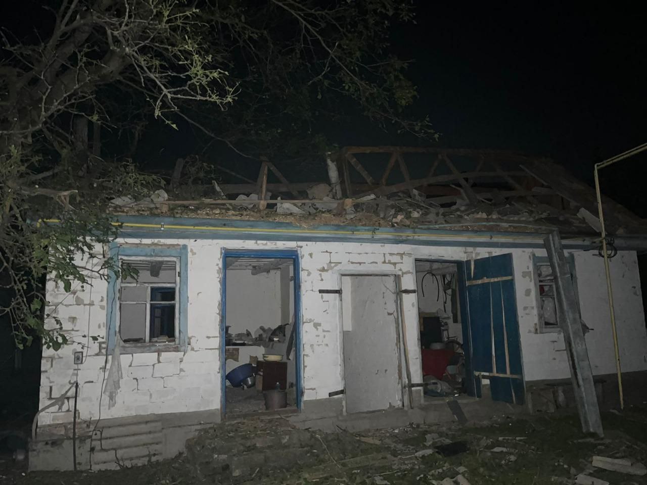 Росіяни атакували Черкащину дронами: пошкоджені будинки та підприємство, горів ліс