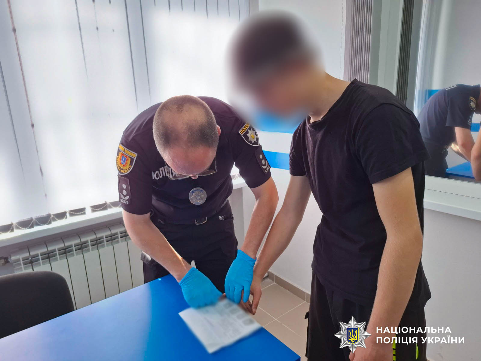 На Одещині двоє підлітків катували 12-річного хлопця: їх затримала поліція