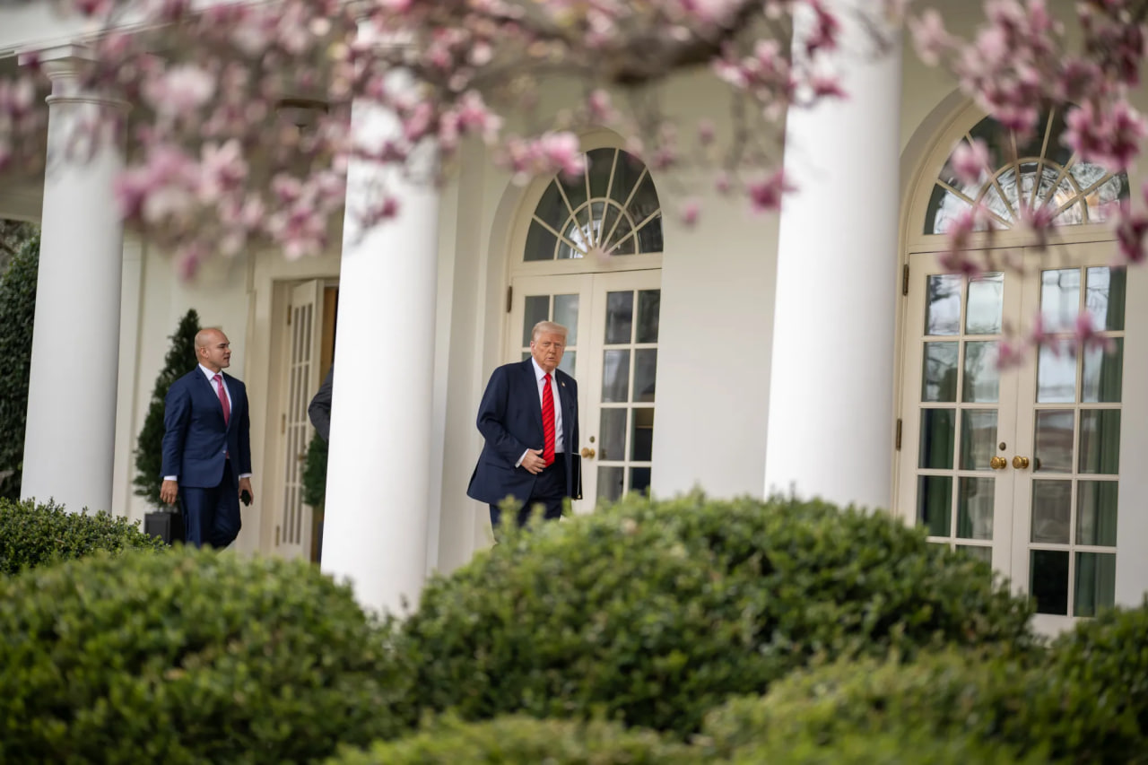 Трамп достроково залишив саміт G7