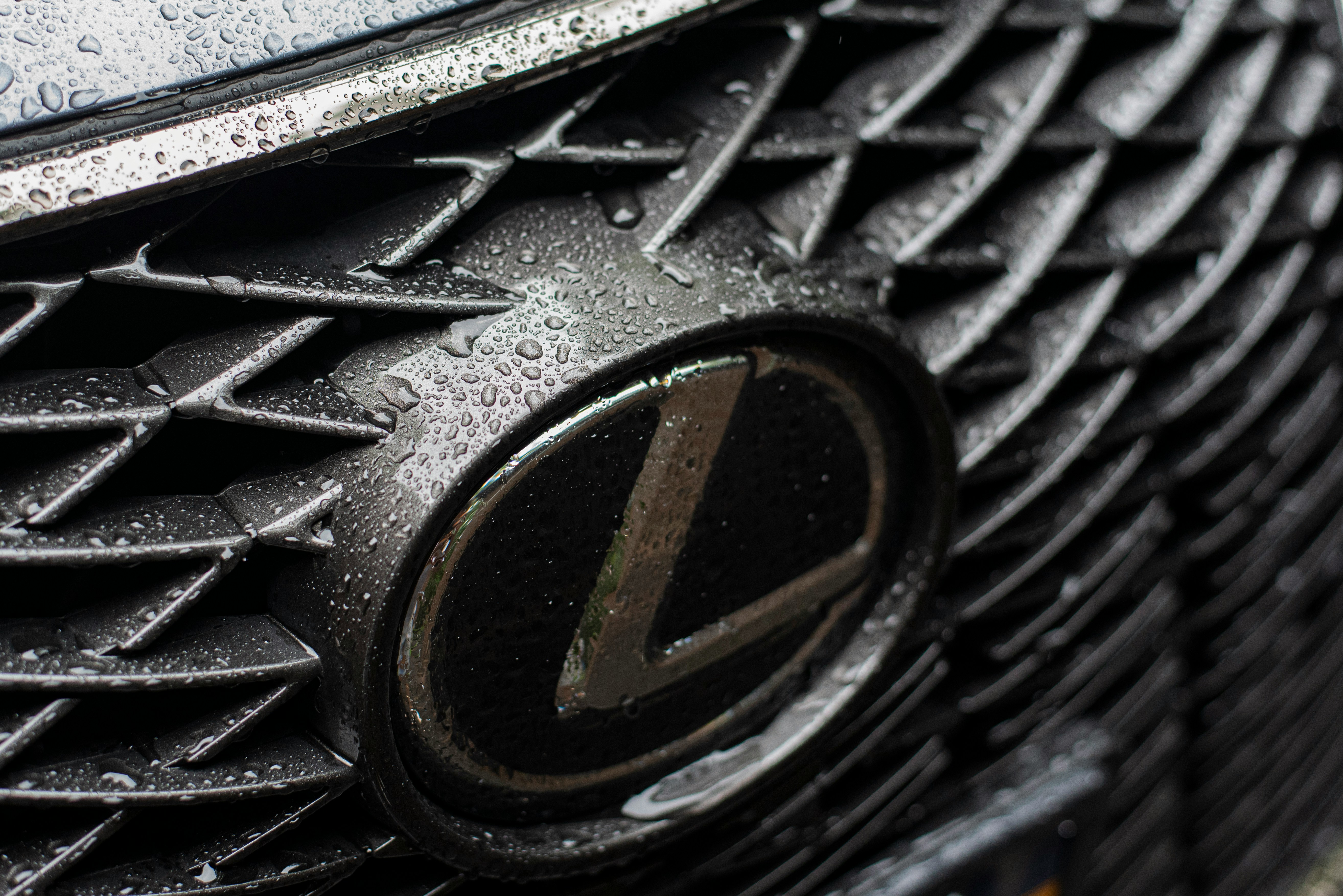 Названо 10 найнадійніших вживаних авто Lexus: перелік моделей