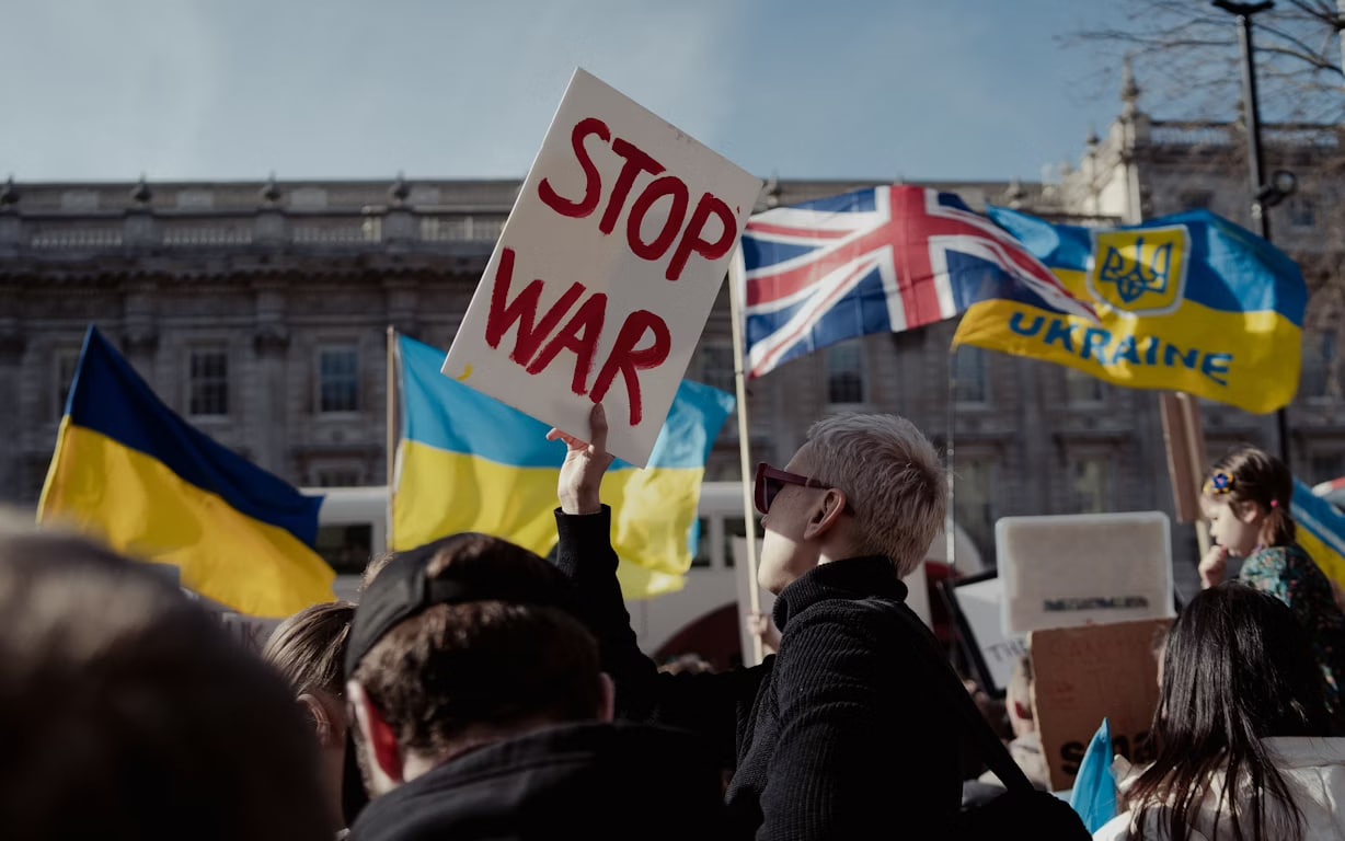 Чому частина українців не планує повертатися додому – пояснення демографа