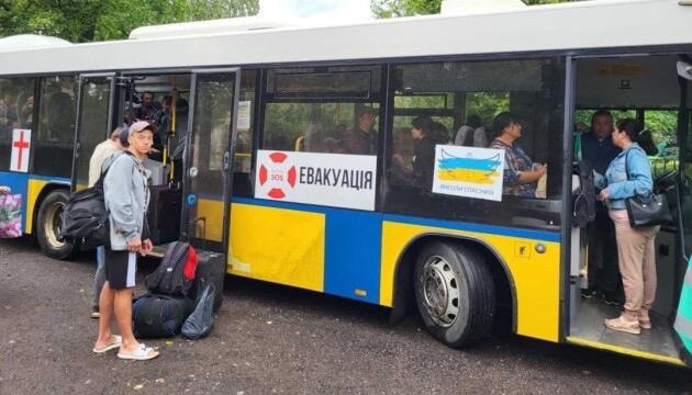 З Сумщини евакуйовано понад 350 людей за тиждень, місто продовжує функціонувати, — ОВА