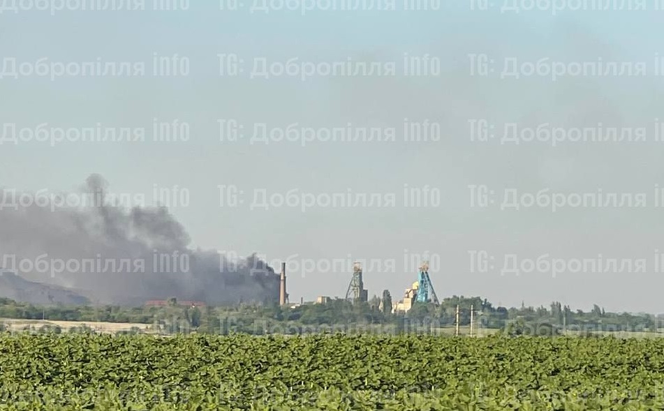 Росія застосувала понад 100 FPV-дронів проти Добропілля на Донеччині — DeepState