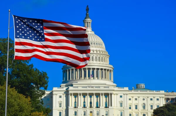 США розглядає законопроєкт про $54,6 млрд допомоги Україні