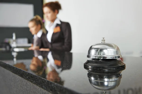 Європейські готелі масово подають до суду на Booking.com