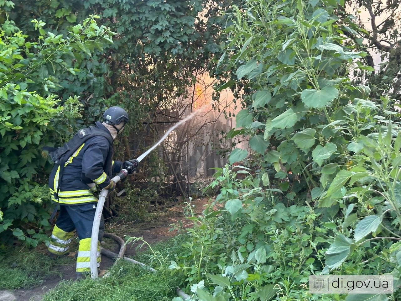 Нічна атака на Чугуїв: двоє поранено