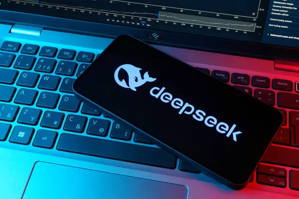 Китайський стартап DeepSeek презентував оновлену модель ШІ