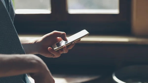 Компанія Nothing видала чужі знімки за фото з камери Phone (3)