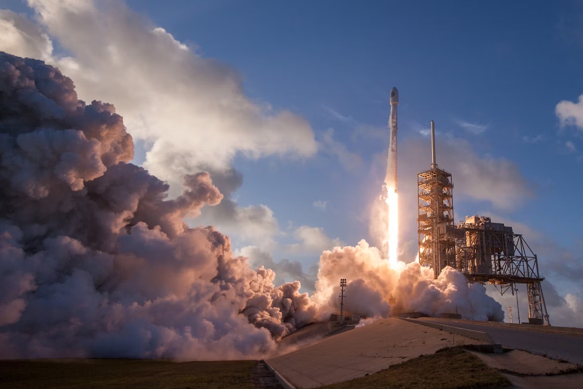 SpaceX представить Starship V4: нова ракета матиме 42 двигуни