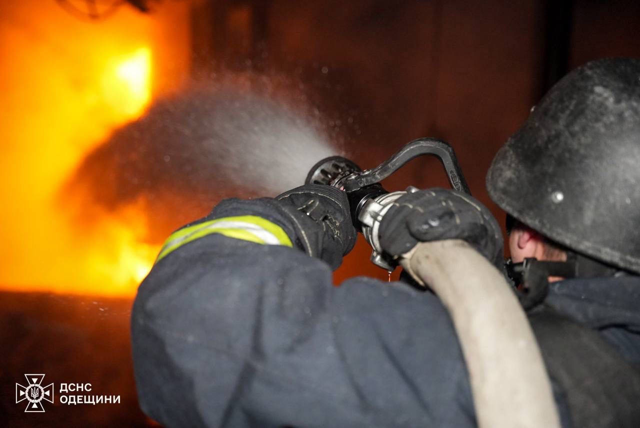 Російські дрони атакували Чорноморськ