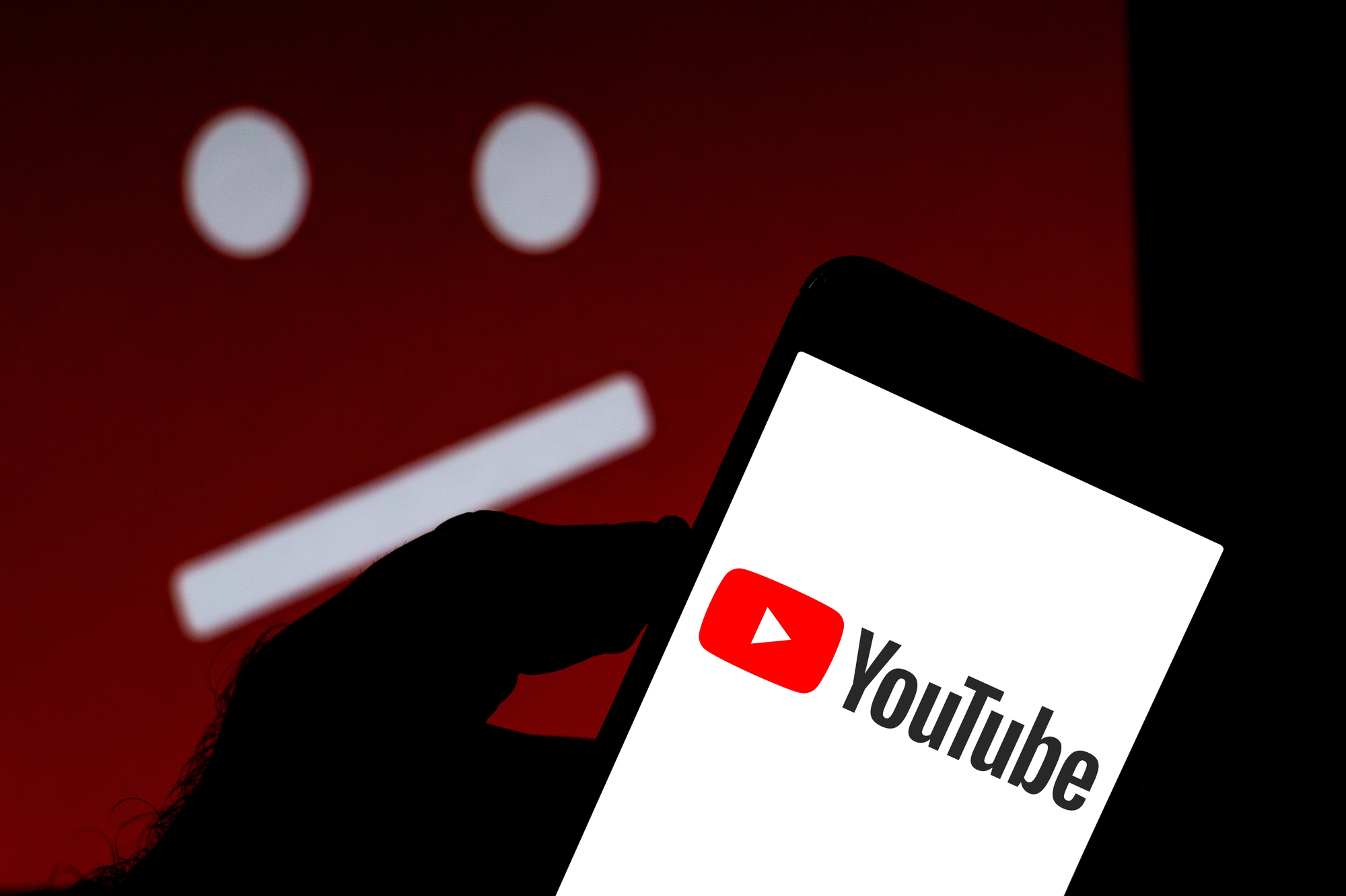 YouTube запустив функцію багатомовного аудіо для всіх авторів відео