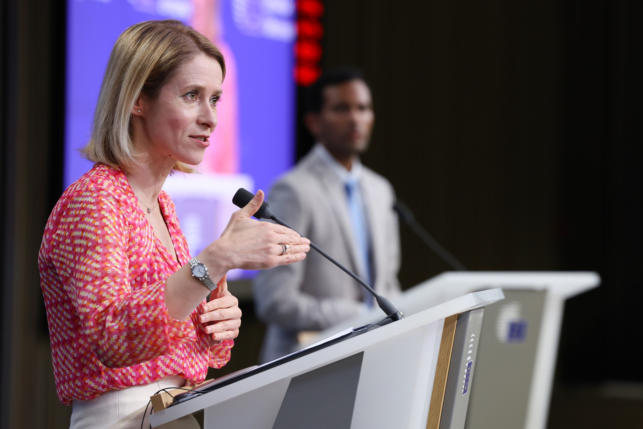 ЄС продовжив санкції проти Росії та готує 19-й пакет обмежень