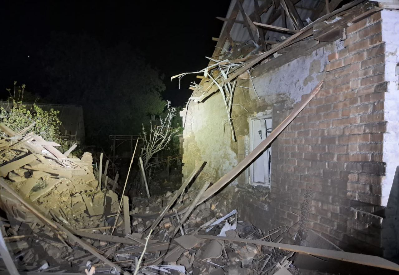 Ворог атакував по Нікополь та Покровську громаду: поранено жінку