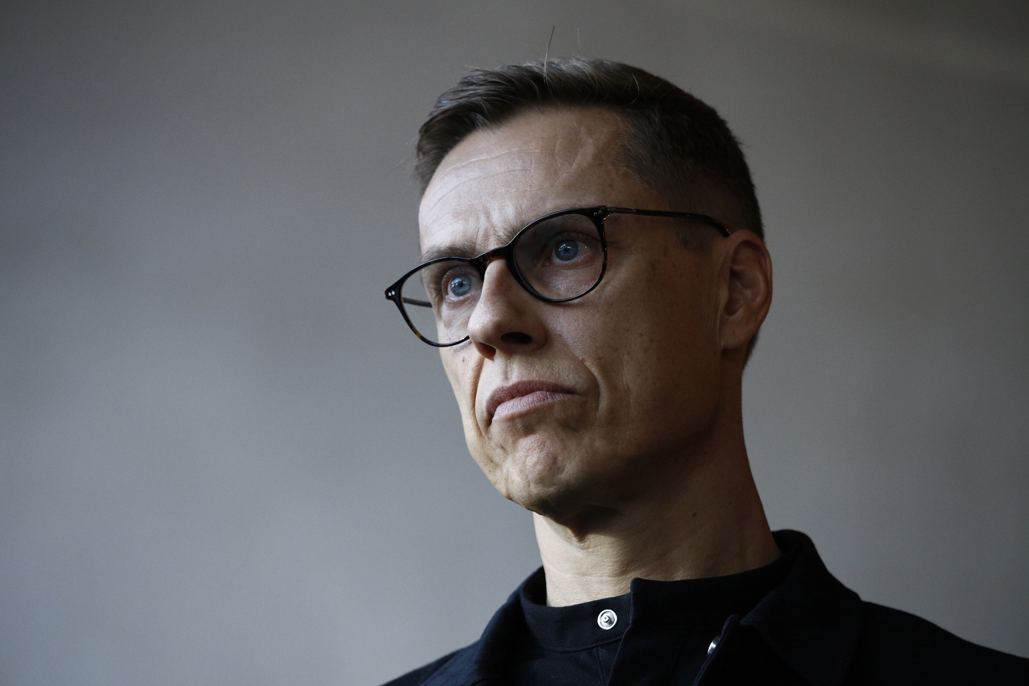 Президент Фінляндії пояснив, чому не віддасть наказ на збиття невідомих літальних об’єктів