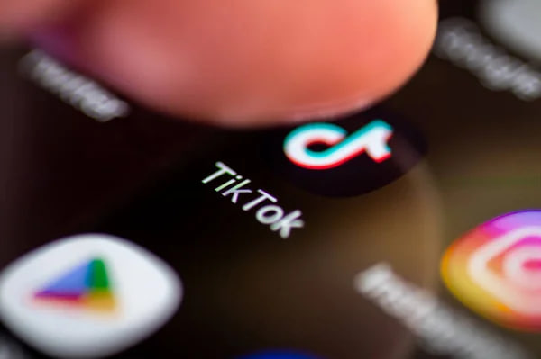 У Чехії TikTok зачистив мережу акаунтів, які поширювали проросійську пропаганду
