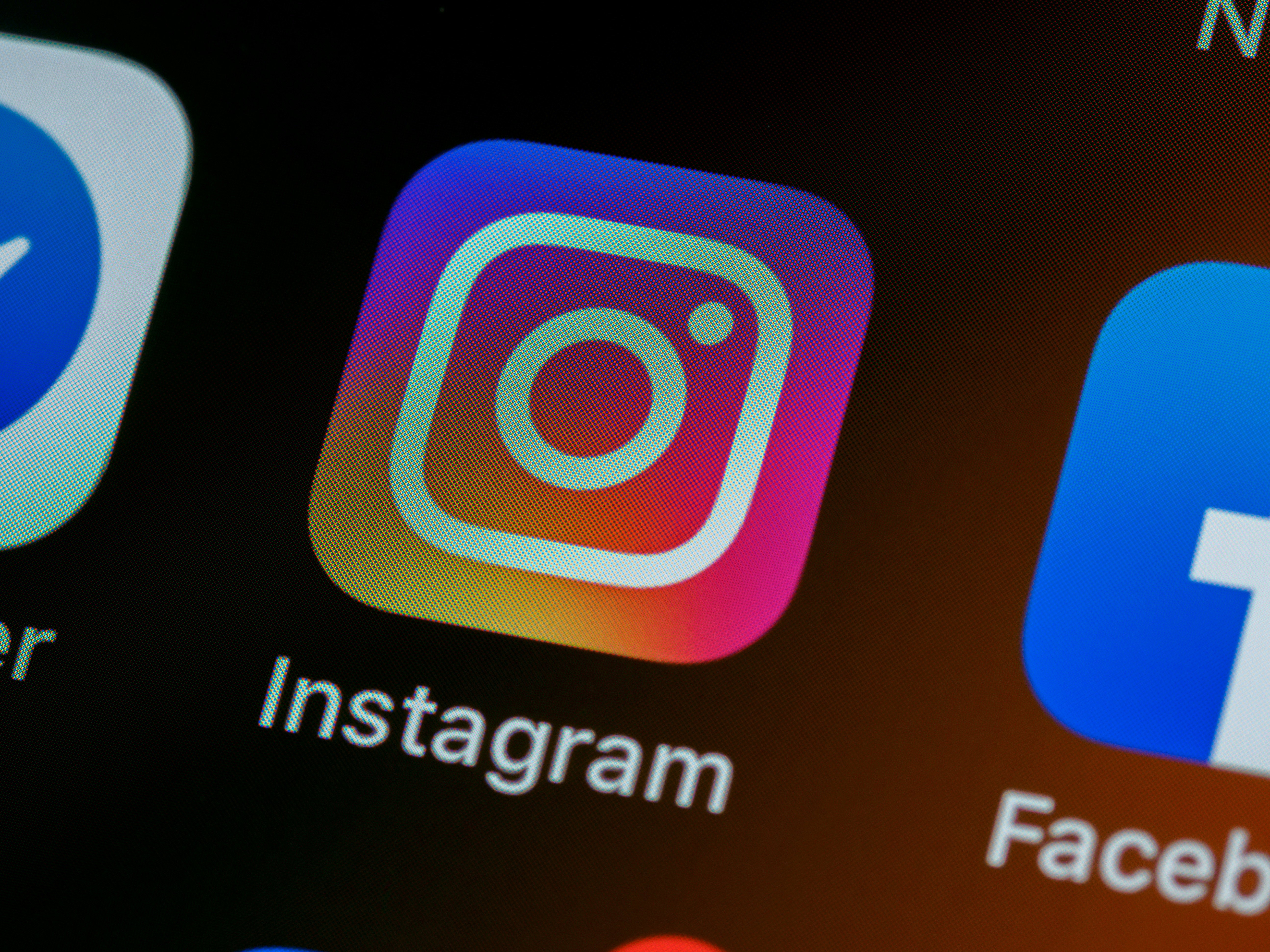Instagram відзначить найкращих творців платформи золотими кільцями