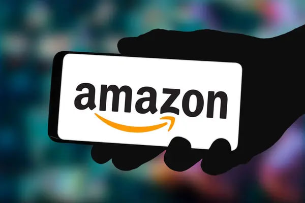 Amazon скорочує до 30 тисяч корпоративних працівників
