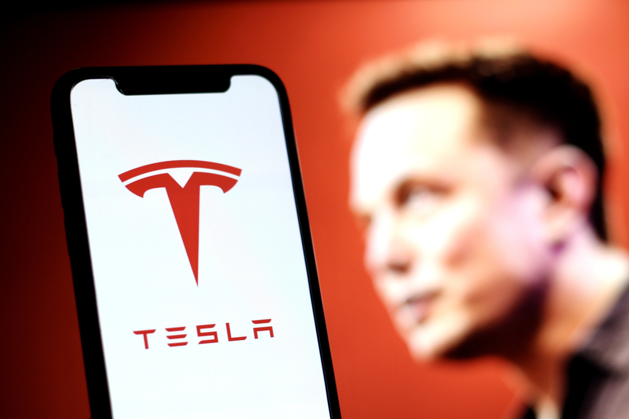Ілон Маск отримає $1 трильйон від Tesla