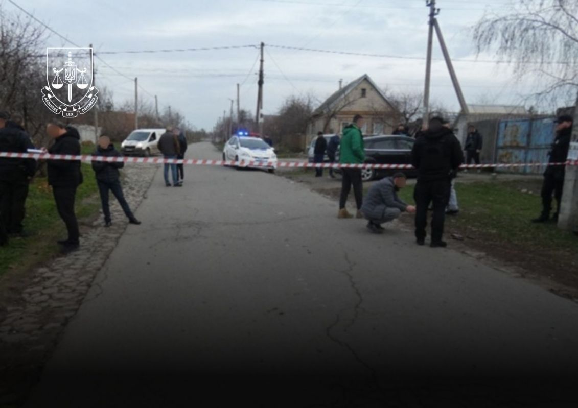 13 пострілів з табельної зброї: на Запоріжжі п'яний поліцейський розстріляв трьох військових