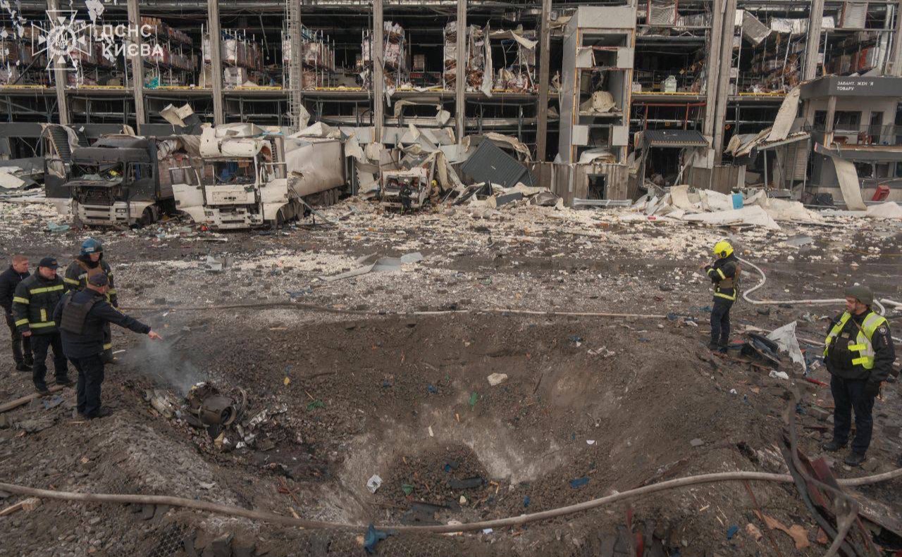 Ракетний удар по Києву: зруйновано єдиний логістичний центр Novus, загинули 4 водіїв
