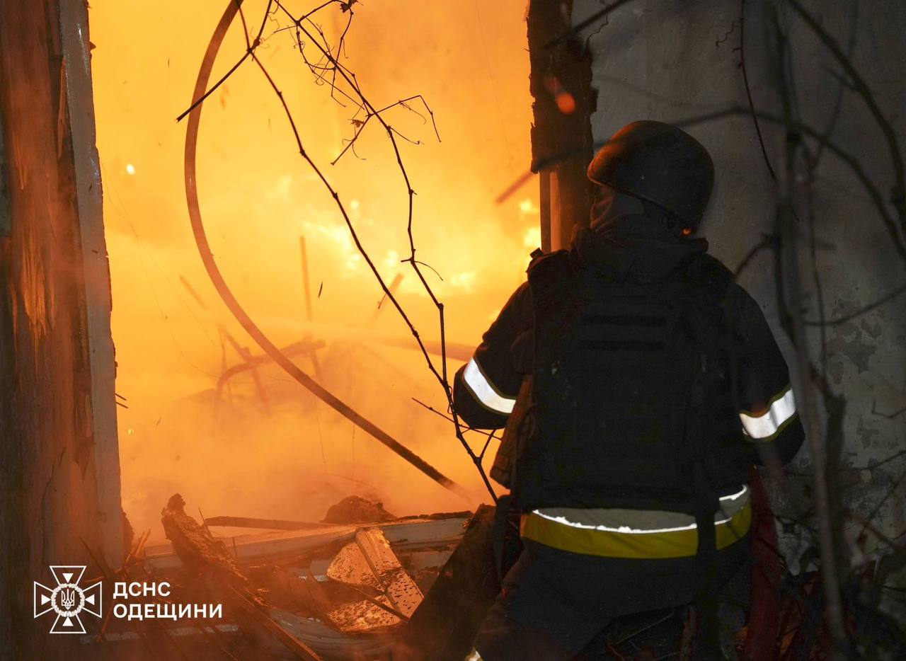 РФ вдарила дронами по Одещині: шестеро поранених