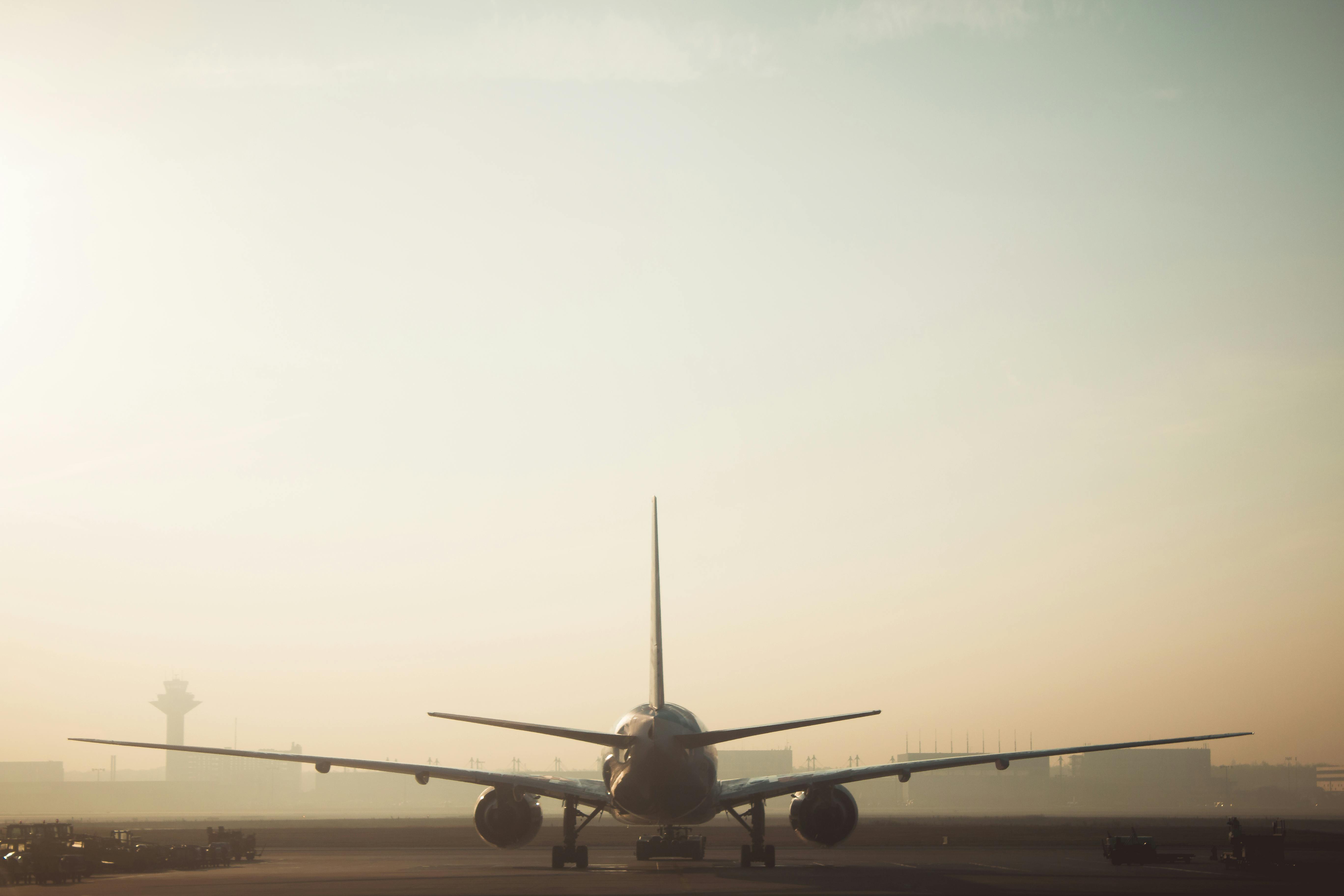 Європейські авіакомпанії готуються повернутися в Україну після відкриття неба — Financial Times