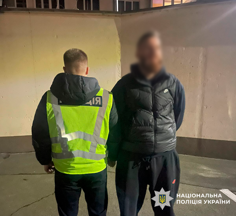 У Києві пенсіонерка віддала понад 1,4 млн грн чоловіку, який видавав себе за співробітника СБУ