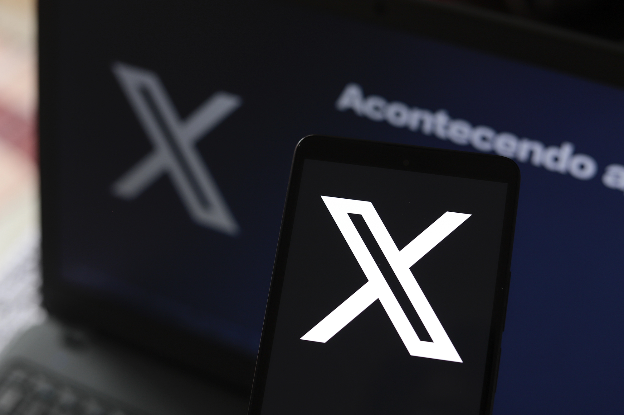 Соцмережа X повертається до Венесуели після року блокування