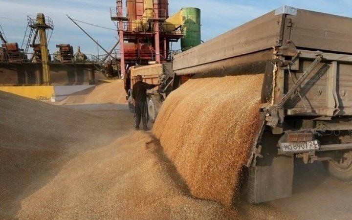Росія експортує зерно з окупованих територій України під виглядом власного