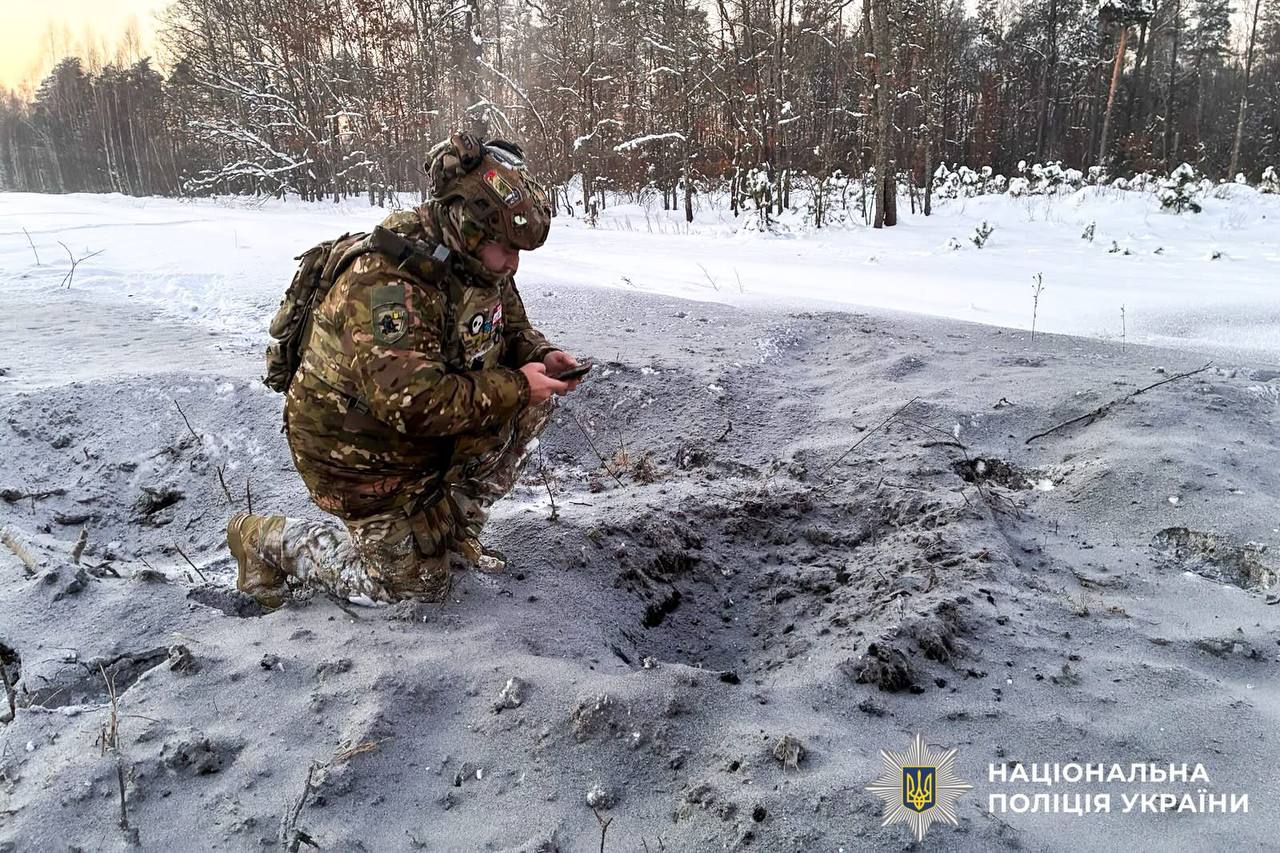 На Рівненщині вибухотехніки знешкодили протитанкові міни, скинуті ворожим дроном