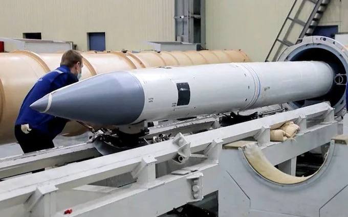 Росія використовує старі навчальні ракети для атак по Україні