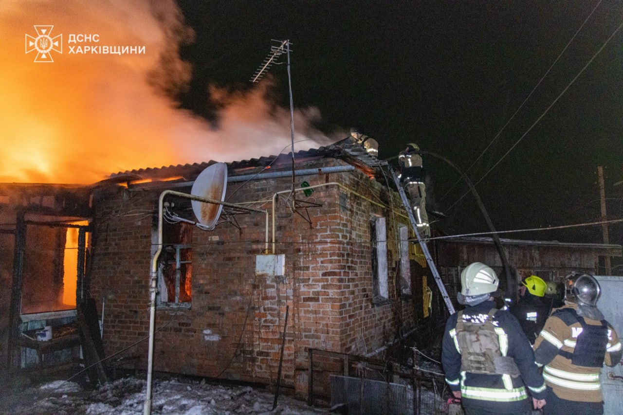 Дрони атакували Харків: 19 постраждалих, серед них дитина