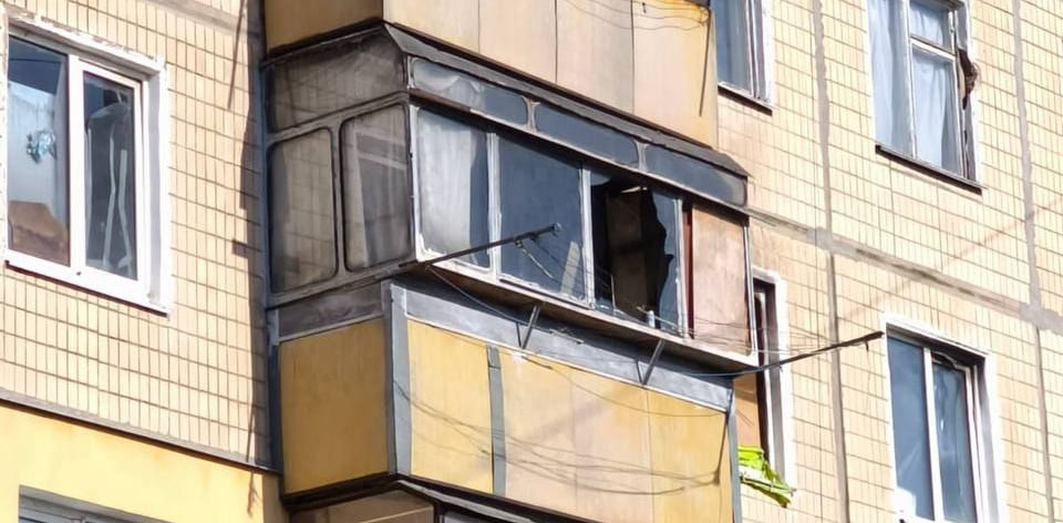 Артилерією по Нікополю: постраждали 3 жінки
