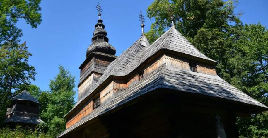 Львівські фахівці створюють 3D-моделі 15 деревʼяних церков Закарпаття