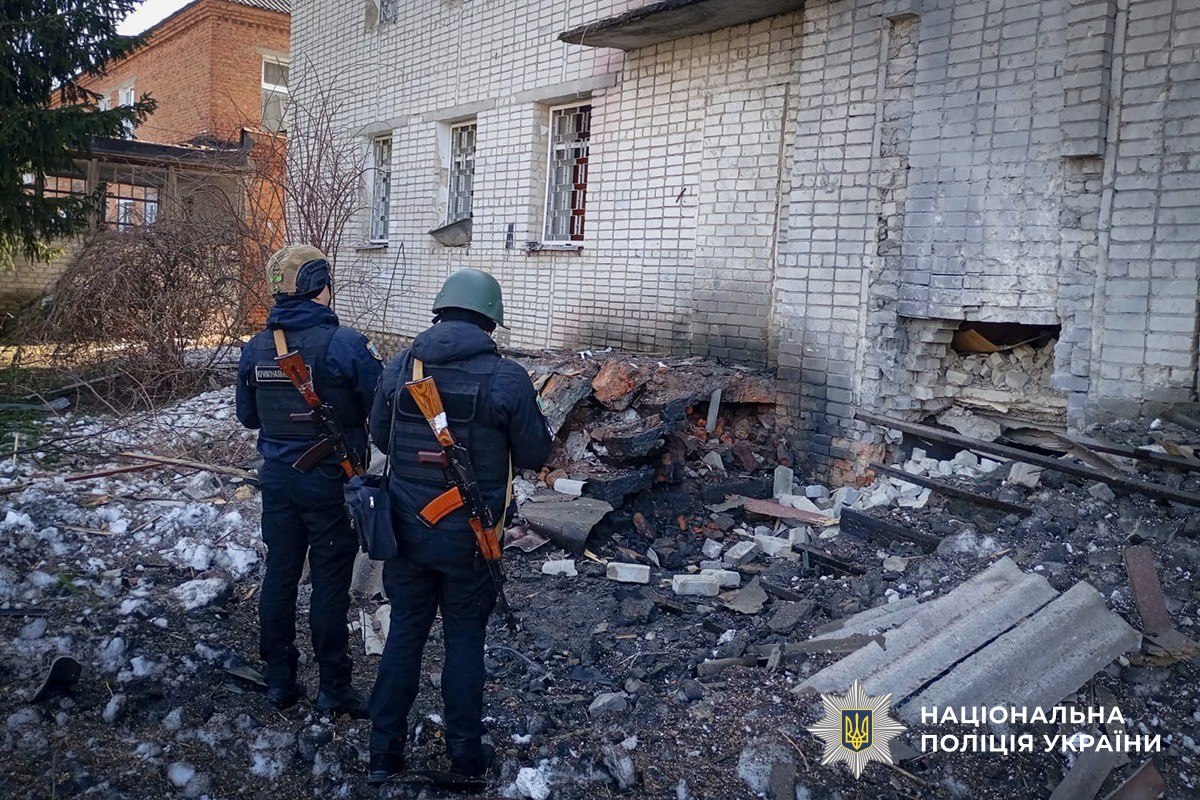 Внаслідок ворожих обстрілів на Сумщині поранено четверо людей, серед яких діти