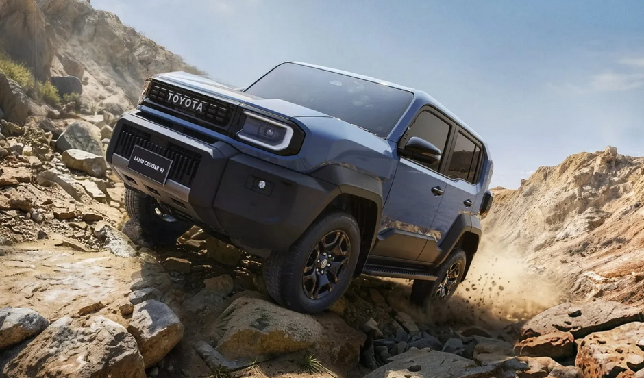 Новий Toyota Land Cruiser FJ зваблює ціною та додатковими опціями