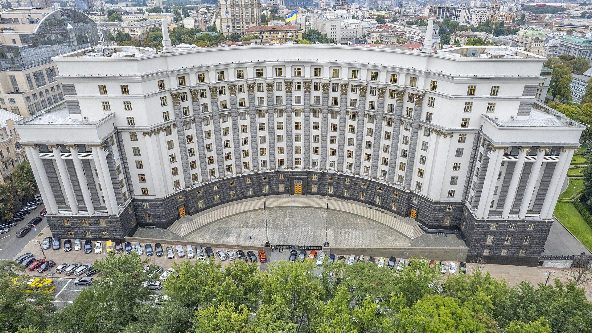 Кабмін схвалив пакет податкових змін з 2027 року: докладно