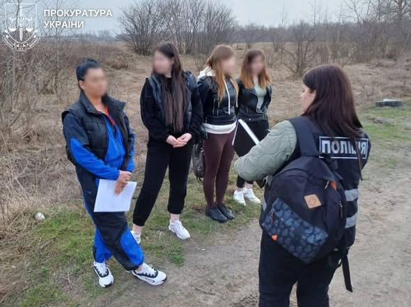 На Чернігівщині затримали жінку за вербування українок для сексуальної експлуатації