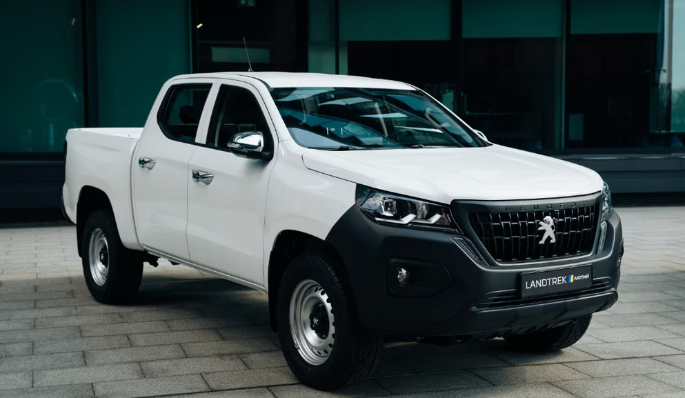 "Лютий": Peugeot уперше створив спецверсію пікапа для України