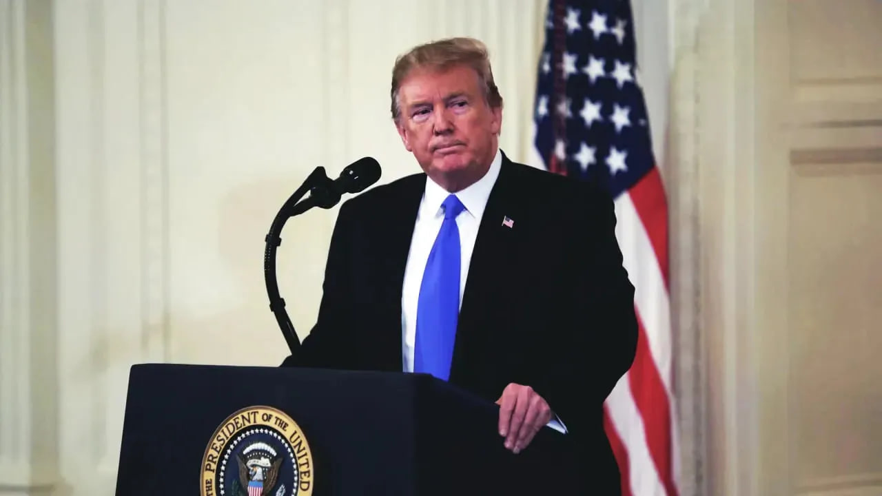 Трамп пожартував про дружину Макрона на тлі суперечки через Іран
