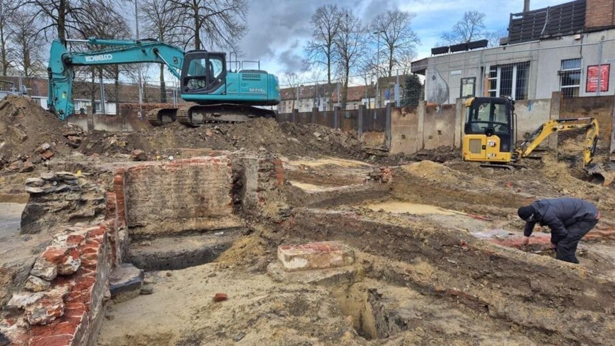 У Генті під житловою забудовою знайшли цілий середньовічний квартал і понад 200 поховань
