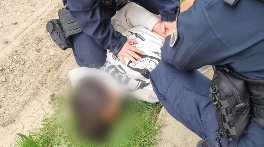 У школі на Закарпатті учень відкрив стрілянину: поранено однокласника