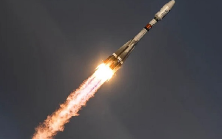 Росія запустила в космос ракету "Союз" із військовими супутниками